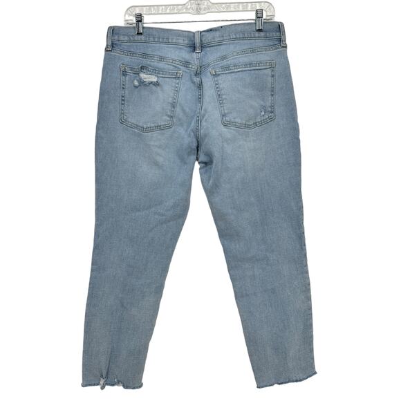 Gap Women's Jeans Girlfriend SZ 12 / 31 Mid Rise Raw Hem Blue Distressed Blue - Picture 3 of 13